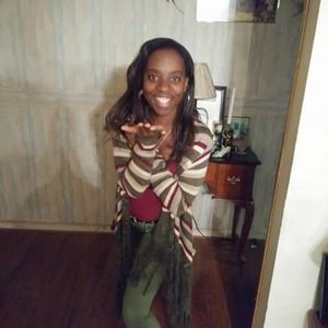 Meet your Posher, Deanna